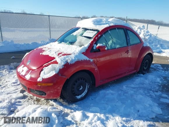 ✅ 2010 Volkswagen Beetle • VIN: 3VWPW3AG3AM006204 • Лот: 41265307. Опубликован ранее на IAAI с пробегом 147 702 миль. Бесплатный доступ к архиву аукционных продаж из США и подробный отчёт об истории автомобиля на DreamBid. Изображение 2.