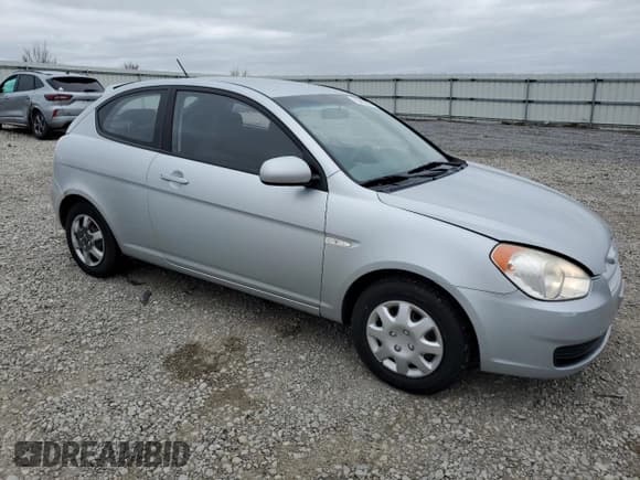 ✅ 2010 Hyundai Accent GS • VIN: KMHCM3AC2AU172158 • Лот: 50437045. Опубликован ранее на Copart с пробегом 117 391 миль. Бесплатный доступ к архиву аукционных продаж из США и подробный отчёт об истории автомобиля на DreamBid. Изображение 4.