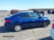 ✅ 2019 Nissan Versa S Plus • VIN: 3N1CN7AP7KL881243 • Lot: 42801930. Wystawiony na IAAI z przebiegiem 80 674 mil. Bezpłatny archiwum sprzedaży aukcyjnych z USA i szczegółowy raport historii pojazdu na DreamBid. Zdjęcie 13.