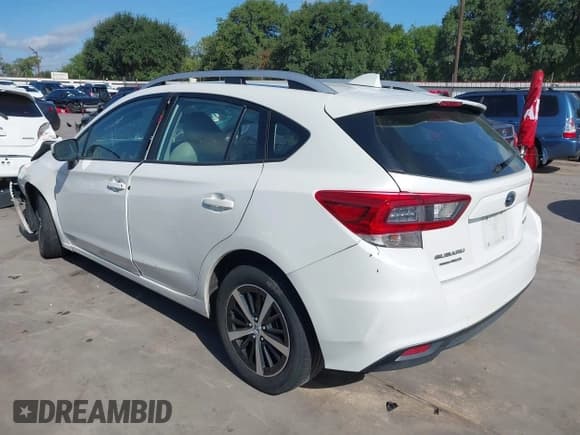 ✅ 2020 Subaru Impreza Premium • VIN: 4S3GTAD6XL3723674 • Lot: 42520181. Listed on IAAI with 51,770 mi. Free auction sales archive from the USA and detailed vehicle history report at DreamBid. Image 3.