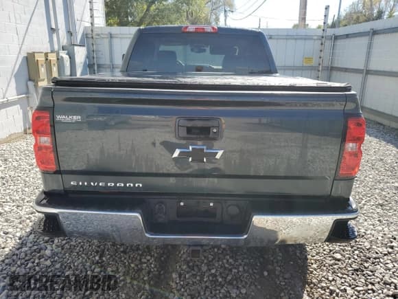 ✅ 2017 Chevrolet Silverado 1500 LS • VIN: 3GCUKNEC1HG245795 • Lot: 86476145. Listed on Copart with 183,560 mi. Free auction sales archive from the USA and detailed vehicle history report at DreamBid. Image 6.