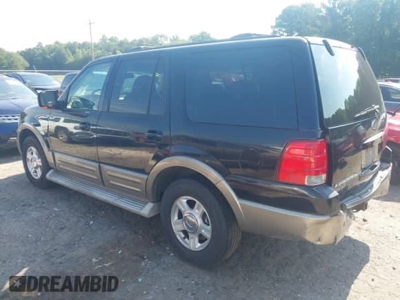 ✅ 2004 Ford Expedition Eddie Bauer • VIN: 1FMEU17W64LA87817 • Lot: 42623283. Listed on IAAI with 453,883 mi. Free auction sales archive from the USA and detailed vehicle history report at DreamBid. Image 3.