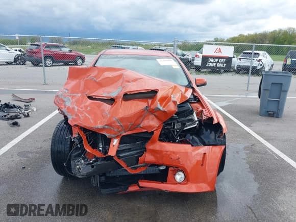 ✅ 2008 Pontiac G8 • VIN: 6G2ER57788L988111 • Lot: 42180090. Wystawiony na IAAI z przebiegiem 152 770 mil. Bezpłatny archiwum sprzedaży aukcyjnych z USA i szczegółowy raport historii pojazdu na DreamBid. Zdjęcie 13.