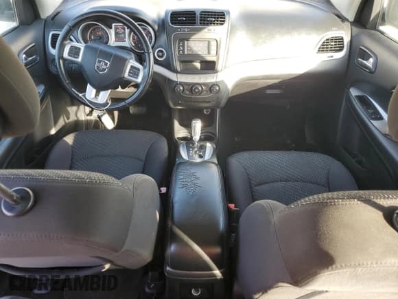 ✅ 2015 Dodge Journey American Value • VIN: 3C4PDCAB5FT617894 • Lot: 92726635. Wystawiony na Copart z przebiegiem 102 040 mil. Bezpłatny archiwum sprzedaży aukcyjnych z USA i szczegółowy raport historii pojazdu na DreamBid. Zdjęcie 8.