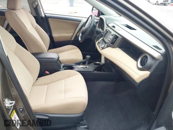 ✅ 2015 Toyota RAV4 XLE • VIN: 2T3WFREV5FW201429 • Лот: 42710238. Опубликован ранее на IAAI с пробегом 202 308 миль. Бесплатный доступ к архиву аукционных продаж из США и подробный отчёт об истории автомобиля на DreamBid. Изображение 5.