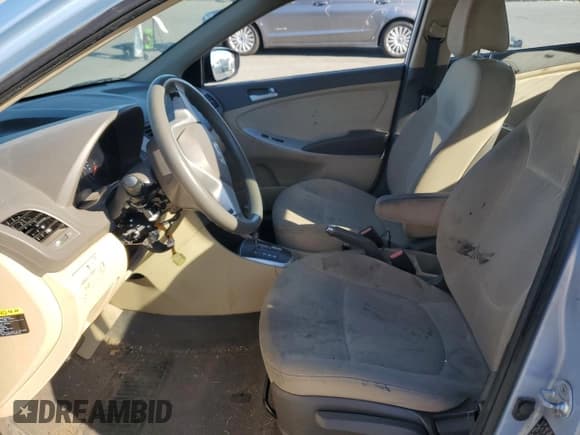 ✅ 2013 Hyundai Accent GLS • VIN: KMHCT4AEXDU542898 • Лот: 70027254. Опубликован ранее на Copart с пробегом 126 254 миль. Бесплатный доступ к архиву аукционных продаж из США и подробный отчёт об истории автомобиля на DreamBid. Изображение 7.