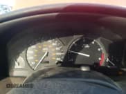 ✅ 2001 Saturn SC • VIN: 1G8ZP12801Z241043 • Лот: 93238175. Опубликован ранее на Copart с пробегом 190 547 миль. Бесплатный доступ к архиву аукционных продаж из США и подробный отчёт об истории автомобиля на DreamBid. Изображение 9.