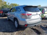 ✅ 2016 Toyota Highlander LE • VIN: 5TDZKRFH0GS177240 • Lot: 43328253. Wystawiony na IAAI z przebiegiem 75 924 mil. Bezpłatny archiwum sprzedaży aukcyjnych z USA i szczegółowy raport historii pojazdu na DreamBid. Zdjęcie 3.