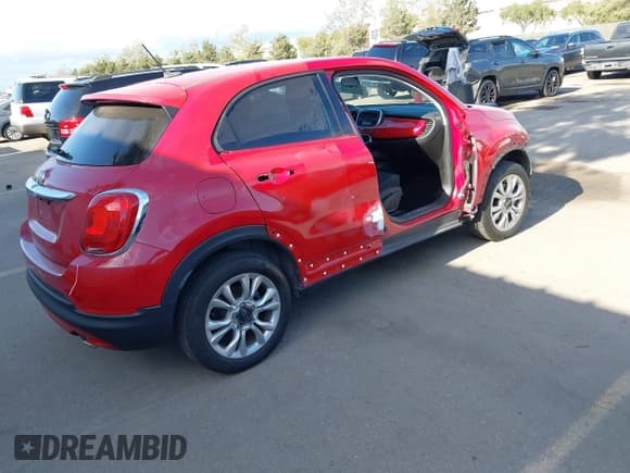 ✅ 2016 FIAT 500X Easy • VIN: ZFBCFXBT0GP327254 • Lot: 41974130. Listed on IAAI with 57,405 mi. Free auction sales archive from the USA and detailed vehicle history report at DreamBid. Image 4.