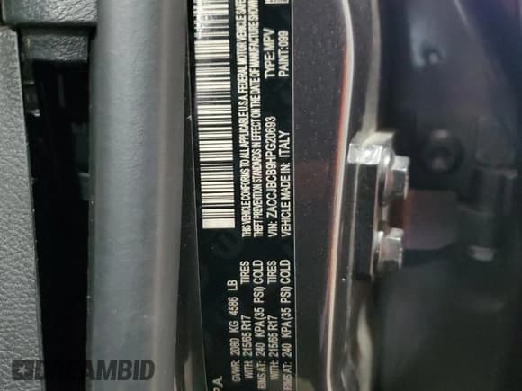 ✅ 2017 Jeep Renegade Trailhawk • VIN: ZACCJBCB9HPG20693 • Lot: 86574834. Listed on Copart with 81,235 mi. Free auction sales archive from the USA and detailed vehicle history report at DreamBid. Image 13.