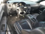 ✅ 2010 Dodge Challenger SE • VIN: 2B3CJ4DVXAH219814 • Lot: 42195015. Wystawiony na Copart z przebiegiem Nie podano. Bezpłatny archiwum sprzedaży aukcyjnych z USA i szczegółowy raport historii pojazdu na DreamBid. Zdjęcie 8.