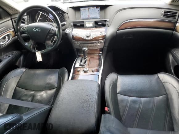 ✅ 2016 Infiniti Q70 • VIN: JN1BY1PP7GM630338 • Lot: 91802215. Listed on Copart with 159,454 mi. Free auction sales archive from the USA and detailed vehicle history report at DreamBid. Image 8.