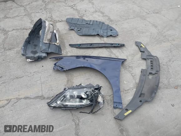 ✅ 2014 Lexus ES 300h • VIN: JTHBW1GG4E2044903 • Лот: 43497089. Опубликован ранее на IAAI с пробегом 204 124 миль. Бесплатный доступ к архиву аукционных продаж из США и подробный отчёт об истории автомобиля на DreamBid. Изображение 12.