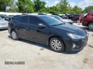 ✅ 2020 Hyundai Elantra SE • VIN: 5NPD74LF1LH549332 • Лот: 63139835. Опубликован ранее на Copart с пробегом 105 997 миль. Бесплатный доступ к архиву аукционных продаж из США и подробный отчёт об истории автомобиля на DreamBid. Изображение 4.