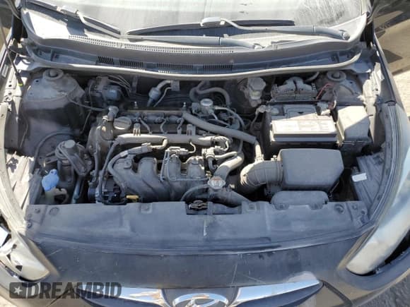 ✅ 2014 Hyundai Accent GS • VIN: KMHCT5AE9EU107345 • Lot: 75854264. Wystawiony na Copart z przebiegiem 110 184 mil. Bezpłatny archiwum sprzedaży aukcyjnych z USA i szczegółowy raport historii pojazdu na DreamBid. Zdjęcie 11.