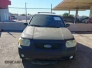 ✅ 2007 Ford Escape Limited • VIN: 1FMCU04137KA13520 • Lot: 43419709. Listed on IAAI with 238,111 mi. Free auction sales archive from the USA and detailed vehicle history report at DreamBid. Image 12.