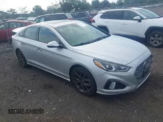 2018 Hyundai Sonata Limited с VIN 5NPE34AB2JH634998, выставлен на аукционе IAAI как лот 42862159 с пробегом 115 675 миль миль и . История ставок и продаж доступна на DreamBid. Изображение 1.