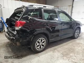 ✅ 2021 Subaru Forester Premium • VIN: JF2SKAJC0MH447373 • Lot: 89883075. Wystawiony na Copart z przebiegiem 45 749 mil. Bezpłatny archiwum sprzedaży aukcyjnych z USA i szczegółowy raport historii pojazdu na DreamBid. Zdjęcie 3.