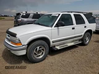 ✅ 2001 Chevrolet Blazer LT • VIN: 1GNDT13W512190339 • Lot: 62285905. Wystawiony na Copart z przebiegiem 206 637 mil. Bezpłatny archiwum sprzedaży aukcyjnych z USA i szczegółowy raport historii pojazdu na DreamBid. Zdjęcie 1.