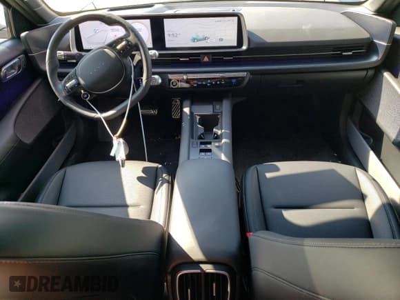 ✅ 2025 Hyundai Ioniq 6 Limited • VIN: KMHM54AC6SA096602 • Lot: 59052875. Listed on Copart with 1,860 mi. Free auction sales archive from the USA and detailed vehicle history report at DreamBid. Image 8.