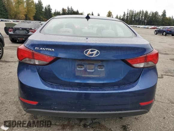 ✅ 2016 Hyundai Elantra SE • VIN: 5NPDH4AE1GH707293 • Lot: 90349095. Wystawiony na Copart z przebiegiem 117 755 mil. Bezpłatny archiwum sprzedaży aukcyjnych z USA i szczegółowy raport historii pojazdu na DreamBid. Zdjęcie 6.