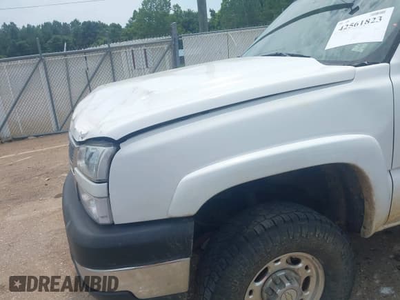 ✅ 2006 Chevrolet Silverado 2500HD LT3 • VIN: 1GCHK23D06F174096 • Лот: 42561823. Опубликован ранее на IAAI с пробегом 235 983 миль. Бесплатный доступ к архиву аукционных продаж из США и подробный отчёт об истории автомобиля на DreamBid. Изображение 17.