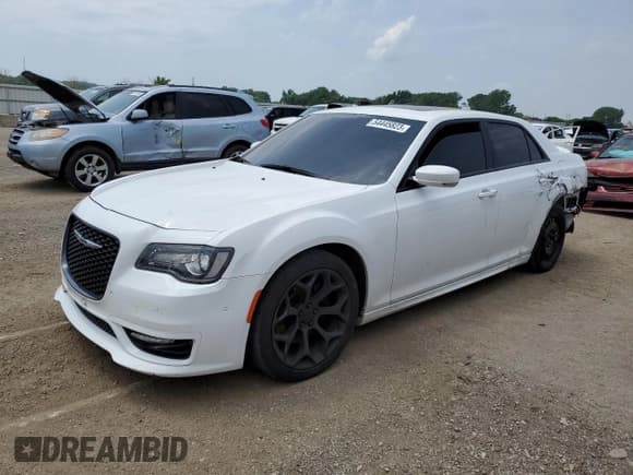 ✅ 2017 Chrysler 300 S Alloy Edition • VIN: 2C3CCABT7HH646715 • Lot: 54445823. Listed on Copart with Not provided. Free auction sales archive from the USA and detailed vehicle history report at DreamBid. Image 1.