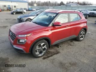 ✅ 2021 Hyundai Venue SEL • VIN: KMHRC8A3XMU125796 • Lot: 83298654. Listed on Copart with 13,683 mi. Free auction sales archive from the USA and detailed vehicle history report at DreamBid. Image 1.
