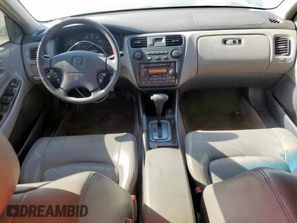 2002 Honda Accord EX z VIN JHMCG56642C007938, wystawiony jako Copart lot #91113885 z przebiegiem 214 242 mil mil oraz Czysty tytuł • Clean title. Historia ofert i sprzedaży dostępna na DreamBid. Obrazek 8.