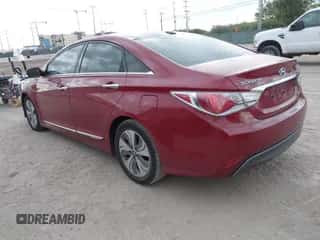 2014 Hyundai Sonata z VIN KMHEC4A4XEA113151, wystawiony jako IAAI lot #43214726 z przebiegiem 171 021 mil mil oraz . Historia ofert i sprzedaży dostępna na DreamBid. Obrazek 3.