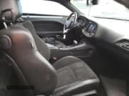 ✅ 2019 Dodge Challenger R/T Scat Pack • VIN: 2C3CDZFJ4KH625591 • Lot: 52093934. Wystawiony na Copart z przebiegiem Nie podano. Bezpłatny archiwum sprzedaży aukcyjnych z USA i szczegółowy raport historii pojazdu na DreamBid. Zdjęcie 7.