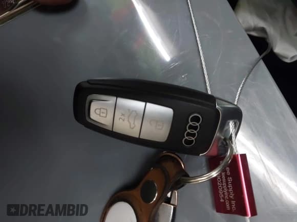 ✅ 2025 Audi S3 Premium Plus • VIN: WAUH5DGY3SA033639 • Lot: 41846005. Wystawiony na IAAI z przebiegiem Nie podano. Bezpłatny archiwum sprzedaży aukcyjnych z USA i szczegółowy raport historii pojazdu na DreamBid. Zdjęcie 11.