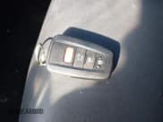 ✅ 2021 Toyota Prius LE • VIN: JTDKAMFP1M3166050 • Lot: 41831145. Wystawiony na IAAI z przebiegiem 54 350 mil. Bezpłatny archiwum sprzedaży aukcyjnych z USA i szczegółowy raport historii pojazdu na DreamBid. Zdjęcie 11.