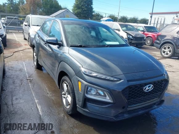 ✅ 2020 Hyundai Kona SE • VIN: KM8K12AA2LU474596 • Лот: 43411037. Опубликован ранее на IAAI с пробегом 98 306 миль. Бесплатный доступ к архиву аукционных продаж из США и подробный отчёт об истории автомобиля на DreamBid. Изображение 1.