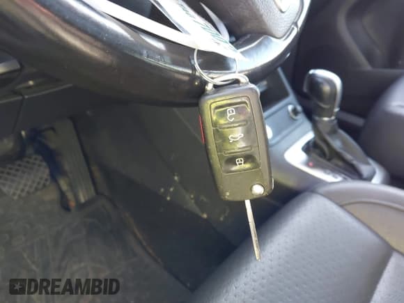 ✅ 2017 Volkswagen Tiguan Wolfsburg Edition • VIN: WVGSV7AX9HK020953 • Lot: 43595885. Listed on IAAI with 127,773 mi. Free auction sales archive from the USA and detailed vehicle history report at DreamBid. Image 11.