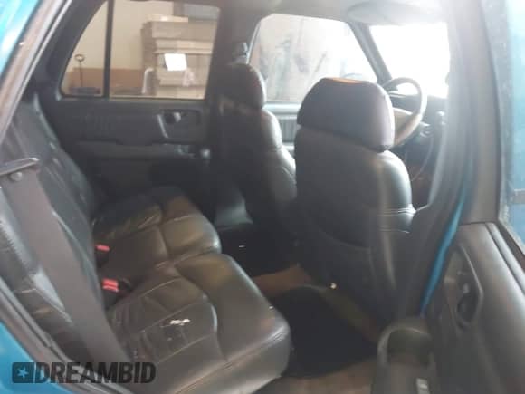 1995 Chevrolet Blazer z VIN 1GNCS13W8S2114825, wystawiony jako IAAI lot #41771021 z przebiegiem 233 239 mil mil oraz . Historia ofert i sprzedaży dostępna na DreamBid. Obrazek 8.