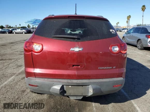 ✅ 2011 Chevrolet Traverse 1LT • VIN: 1GNKRGED2BJ105162 • Lot: 90508385. Wystawiony na Copart z przebiegiem 147 091 mil. Bezpłatny archiwum sprzedaży aukcyjnych z USA i szczegółowy raport historii pojazdu na DreamBid. Zdjęcie 6.