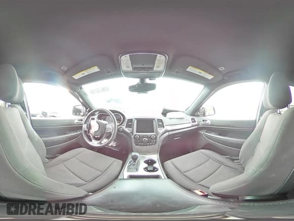 ✅ 2018 Jeep Grand Cherokee Laredo E • VIN: 1C4RJFAG0JC241088 • Lot: 69673715. Wystawiony na Copart z przebiegiem 113 263 mil. Bezpłatny archiwum sprzedaży aukcyjnych z USA i szczegółowy raport historii pojazdu na DreamBid. Zdjęcie 15.