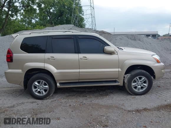 ✅ 2007 Lexus GX 470 • VIN: JTJBT20X870134819 • Lot: 43026285. Listed on IAAI with 187,500 mi. Free auction sales archive from the USA and detailed vehicle history report at DreamBid. Image 13.