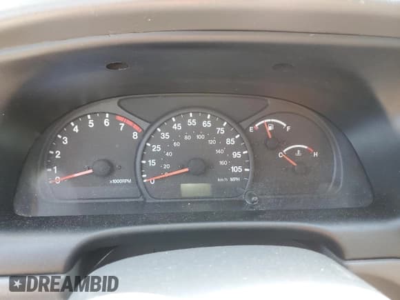 ✅ 1999 Suzuki Grand Vitara JLX • VIN: JS3TD62VXX4100236 • Лот: 57228075. Опубликован ранее на Copart с пробегом Не указан. Бесплатный доступ к архиву аукционных продаж из США и подробный отчёт об истории автомобиля на DreamBid. Изображение 9.