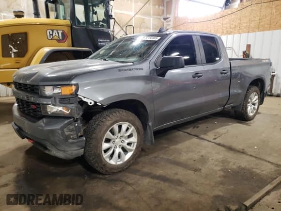 ✅ 2019 Chevrolet Silverado 1500 Custom • VIN: 1GCRYBEH4KZ308328 • Lot: 62193385. Wystawiony na Copart z przebiegiem 98 537 mil. Bezpłatny archiwum sprzedaży aukcyjnych z USA i szczegółowy raport historii pojazdu na DreamBid. Zdjęcie 1.