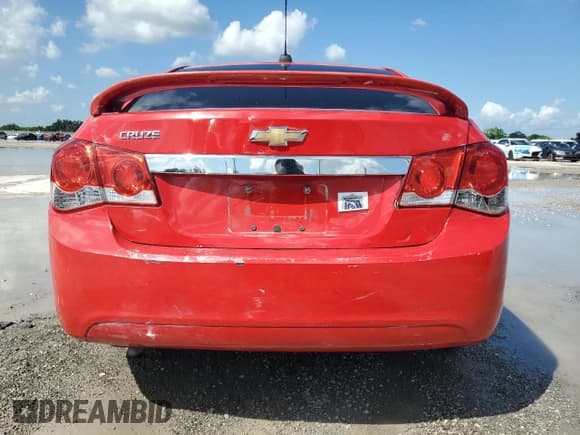 ✅ 2015 Chevrolet Cruze LS • VIN: 1G1PA5SH9F7185749 • Lot: 83869125. Listed on Copart with 139,634 mi. Free auction sales archive from the USA and detailed vehicle history report at DreamBid. Image 6.