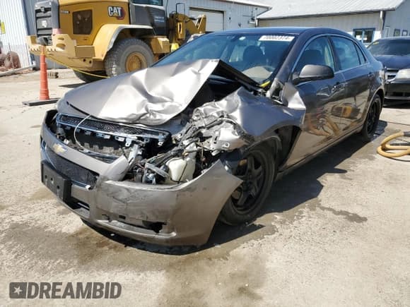 ✅ 2012 Chevrolet Malibu 1FL • VIN: 1G1ZA5EU4CF135943 • Lot: 70002374. Listed on Copart with 157,920 mi. Free auction sales archive from the USA and detailed vehicle history report at DreamBid. Image 1.