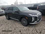 ✅ 2023 Hyundai Palisade Calligraphy • VIN: KM8R7DGE7PU557451 • Лот: 47018944. Опубликован ранее на Copart с пробегом 17 903 миль. Бесплатный доступ к архиву аукционных продаж из США и подробный отчёт об истории автомобиля на DreamBid. Изображение 4.
