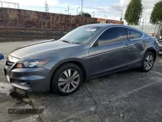 ✅ 2012 Honda Accord EX-L • VIN: 1HGCS1B82CA005054 • Lot: 92955825. Listed on Copart with 120,435 mi. Free auction sales archive from the USA and detailed vehicle history report at DreamBid. Image 1.
