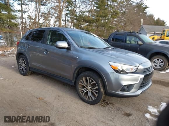 ✅ 2016 Mitsubishi Outlander ES • VIN: JA4AP3AU3GZ061071 • Lot: 43862061. Listed on IAAI with 177,610 mi. Free auction sales archive from the USA and detailed vehicle history report at DreamBid. Image 1.