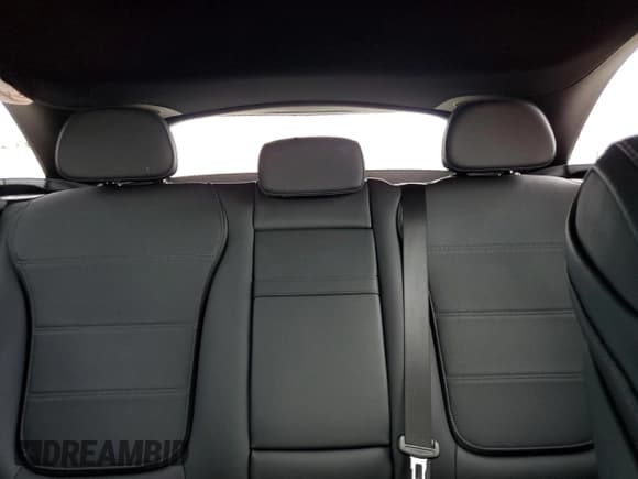 ✅ 2025 Mercedes-Benz GLC 300 • VIN: W1NKM4GB1SF297381 • Lot: 81485015. Listed on Copart with Not provided. Free auction sales archive from the USA and detailed vehicle history report at DreamBid. Image 10.