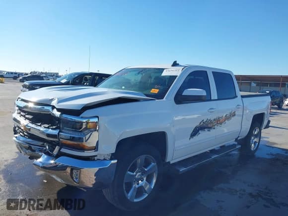 ✅ 2018 Chevrolet Silverado 1500 LT • VIN: 3GCPCREC2JG163338 • Lot: 43656262. Wystawiony na IAAI z przebiegiem 110 223 mil. Bezpłatny archiwum sprzedaży aukcyjnych z USA i szczegółowy raport historii pojazdu na DreamBid. Zdjęcie 2.