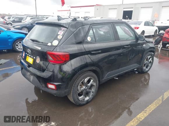 ✅ 2021 Hyundai Venue SEL • VIN: KMHRC8A32MU112542 • Lot: 41734014. Listed on IAAI with 67,602 mi. Free auction sales archive from the USA and detailed vehicle history report at DreamBid. Image 4.