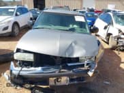 ✅ 2003 Chevrolet S-10 • VIN: 1GCCS19H238186586 • Лот: 41677607. Опубликован ранее на IAAI с пробегом Не указан. Бесплатный доступ к архиву аукционных продаж из США и подробный отчёт об истории автомобиля на DreamBid. Изображение 6.